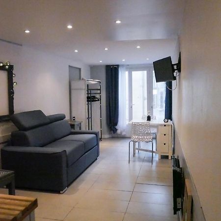 Le Studio - La Roquebrussanne Apartment Exterior photo